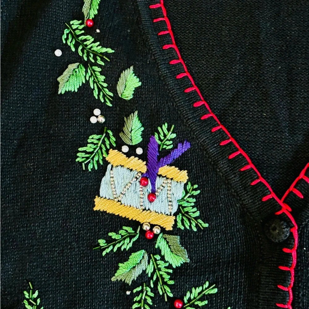 Victoria Jones Woman Sz 3x Black Cardigan Vest with Embroidered Holiday Design